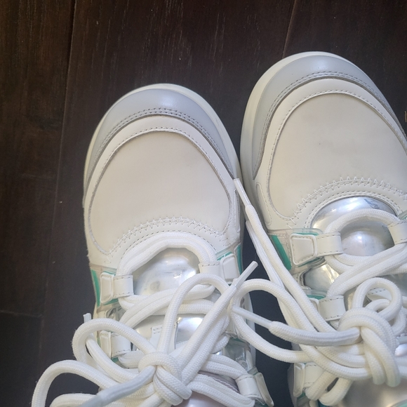 Auth louis vuitton archlight sneakers - Picture 10 of 15